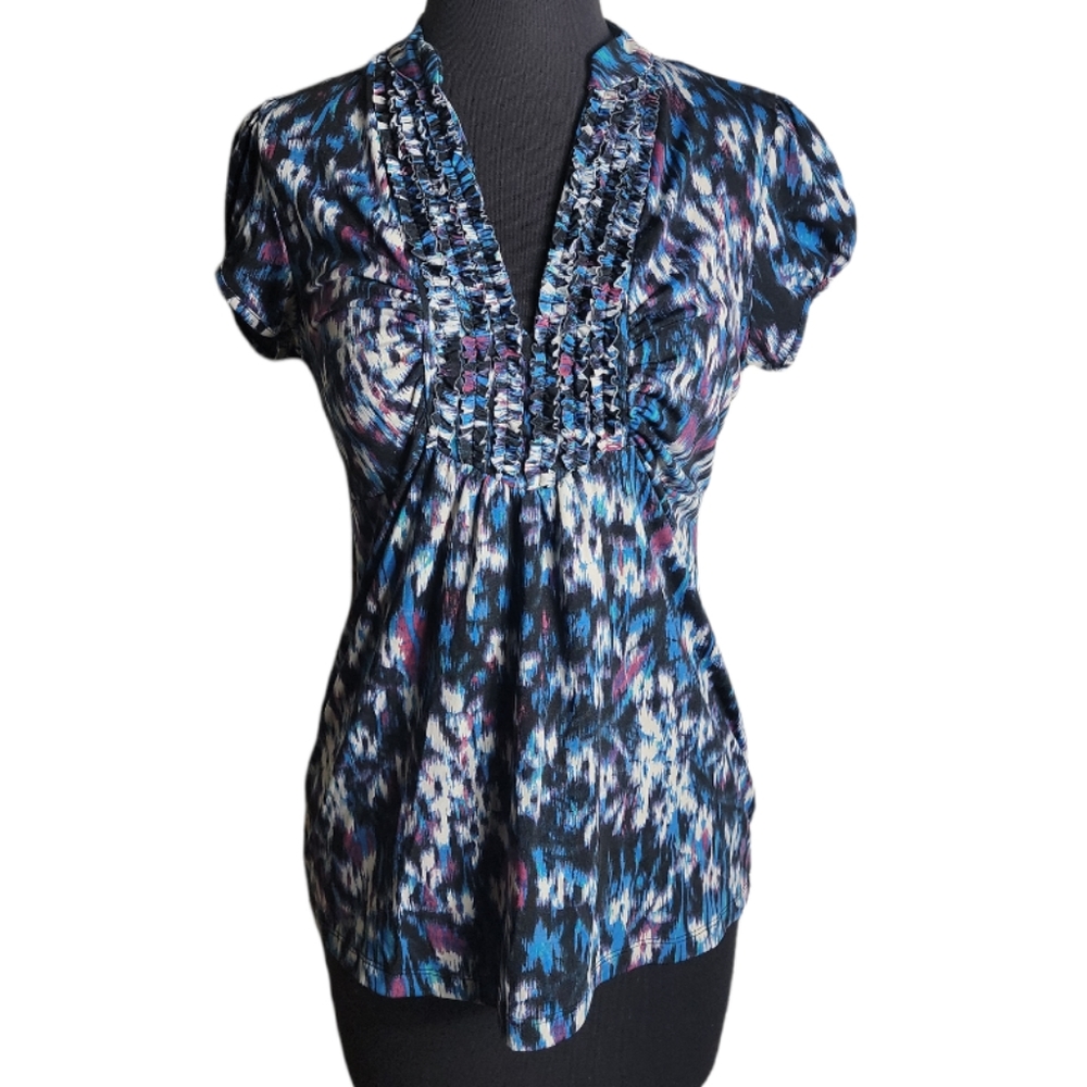 L8ter women's abstract print ruffle v neck top size large short sleeve